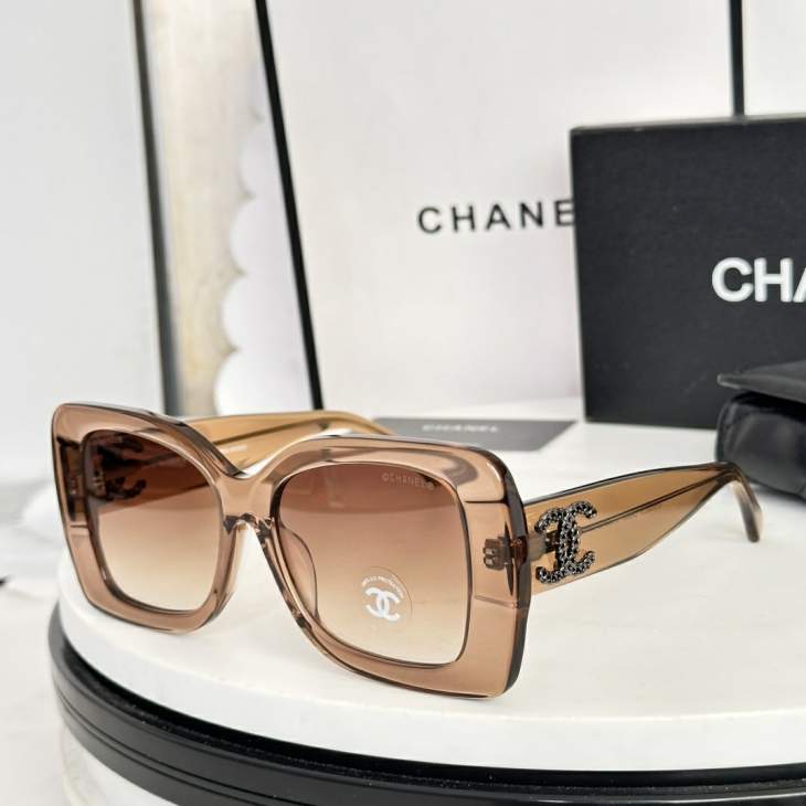 Picture of Chanel Sunglasses _SKUfw77121237fw